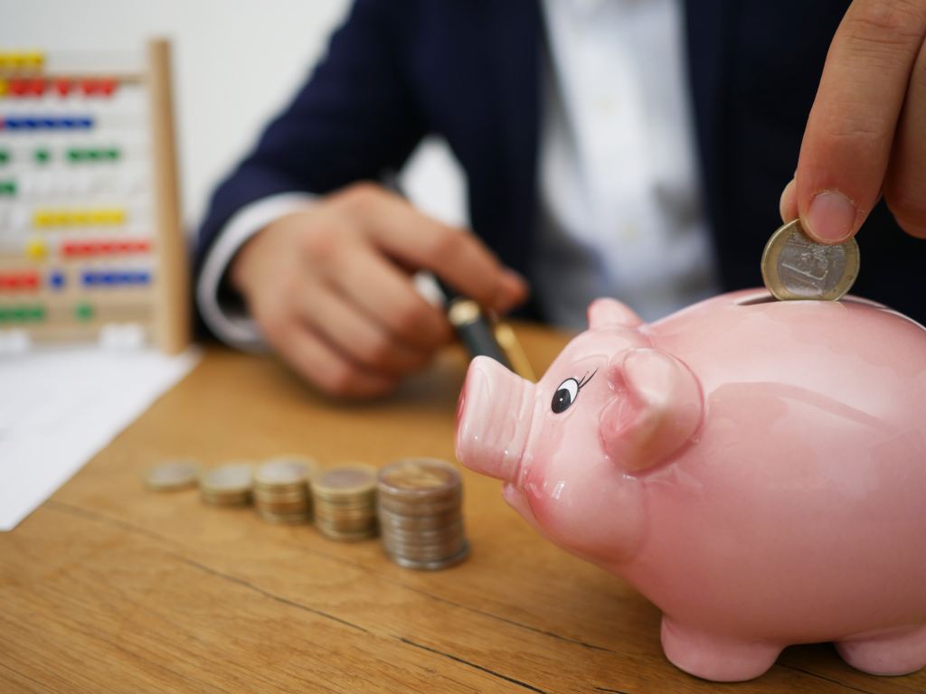 Saving Money for Research and Conference&nbsp;Trips